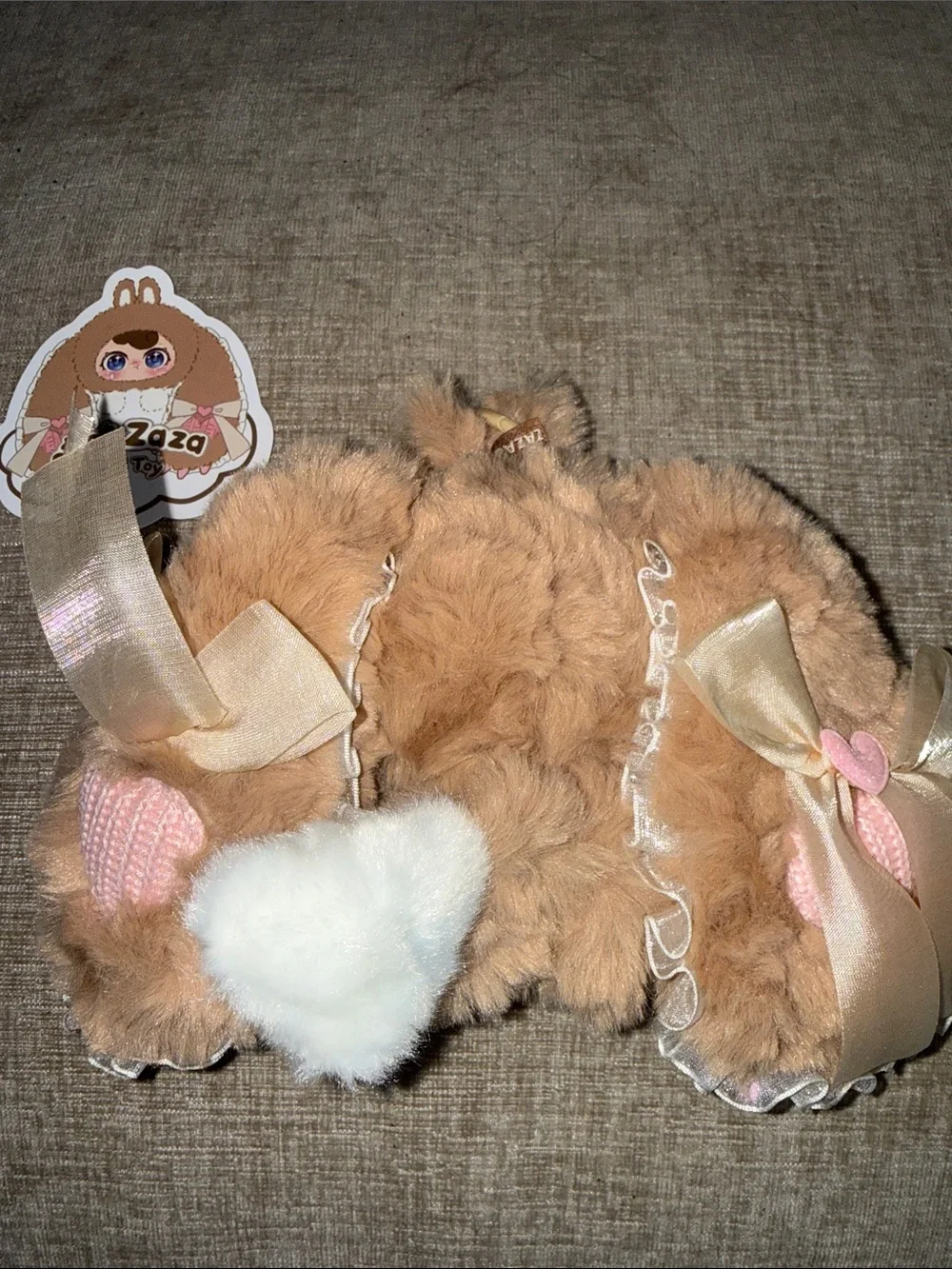 Zaza Plush Bunny Keychain - Cream Brown Fur pearls in eyes / nuan nuan